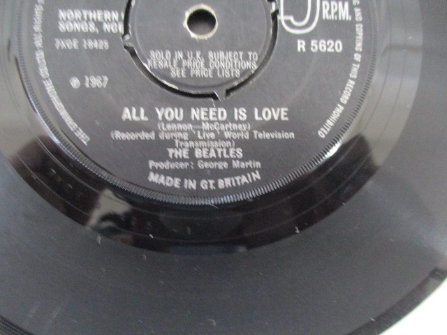 A collection of 7" vinyl singles including The Beatles, Robert Plant, The Jam, Free, Madonna, - Image 13 of 42