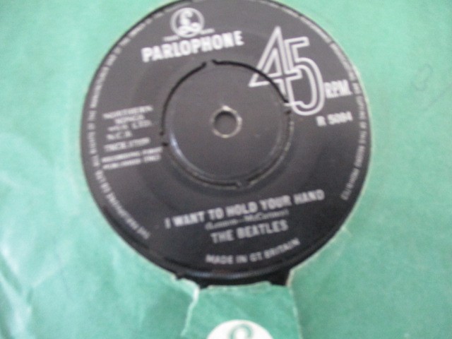 A collection of 7" vinyl singles including The Beatles, Robert Plant, The Jam, Free, Madonna, - Image 42 of 42