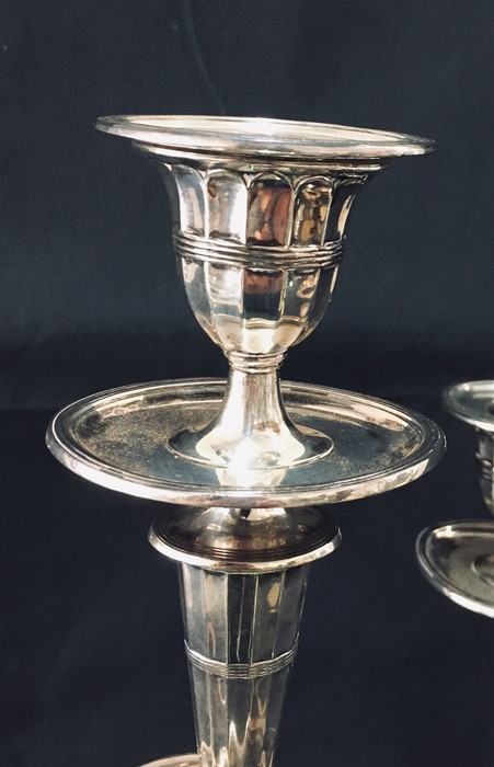 A pair of hallmarked silver 5 branch candelabra by Hawksworth Eyre Ltd, 1901.Inscribed "presented to - Image 6 of 6