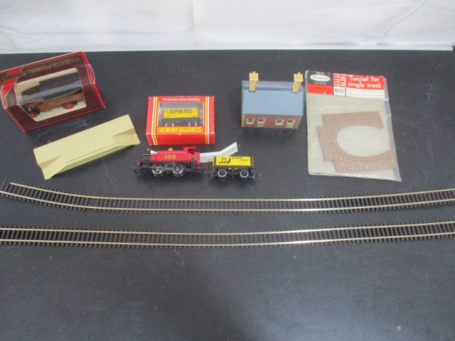 A collection of OO Gauge model railway items including Hornby 105 Locomotive, two wagons, two pieces