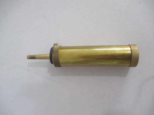 A brass Italian shot flask - Image 2 of 6