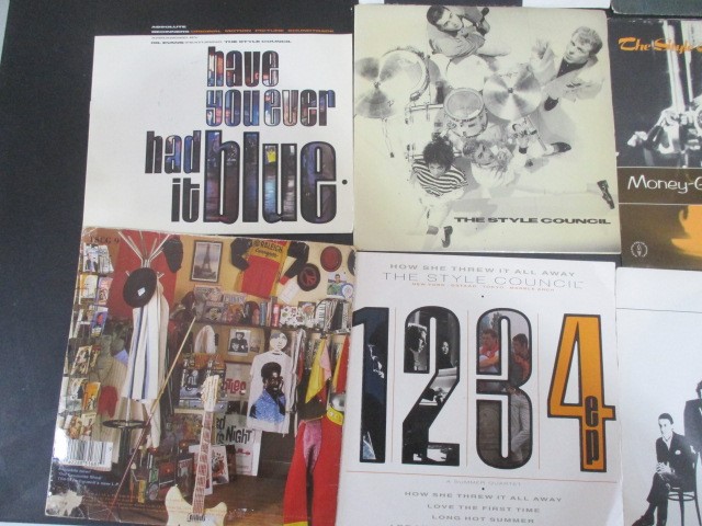 A collection of 7" vinyl singles including The Beatles, Robert Plant, The Jam, Free, Madonna, - Image 3 of 42