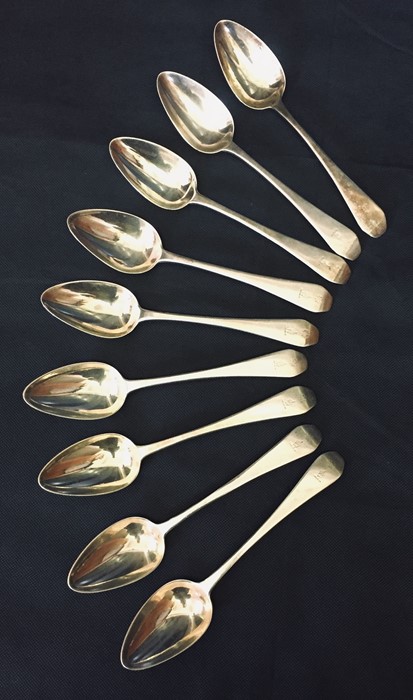 A suite of hallmarked silver cutlery consisting of 9 spoons, 9 dinner forks, 9 forks and fish - Image 8 of 8