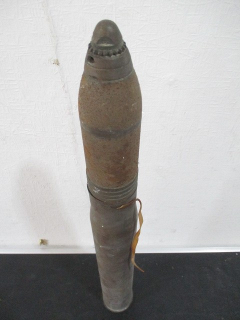 An inert WWI era brass shell with Scovill style fuse and one other fuse - Image 2 of 5