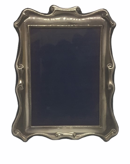 A hallmarked silver photo frame - Image 2 of 3