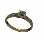 A 9ct gold diamond cluster ring, size N