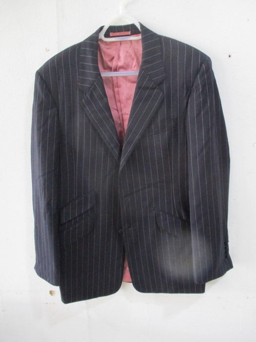A vintage William Hunt (Savile Row) tailored suit - Image 2 of 7