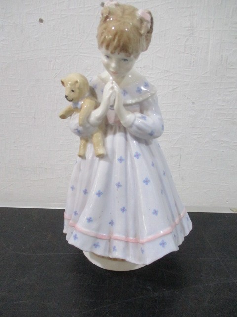 Two Royal Worcester figurines, including "I Dream" & "I Wish", along with a Coalport Figure Group - Image 5 of 10