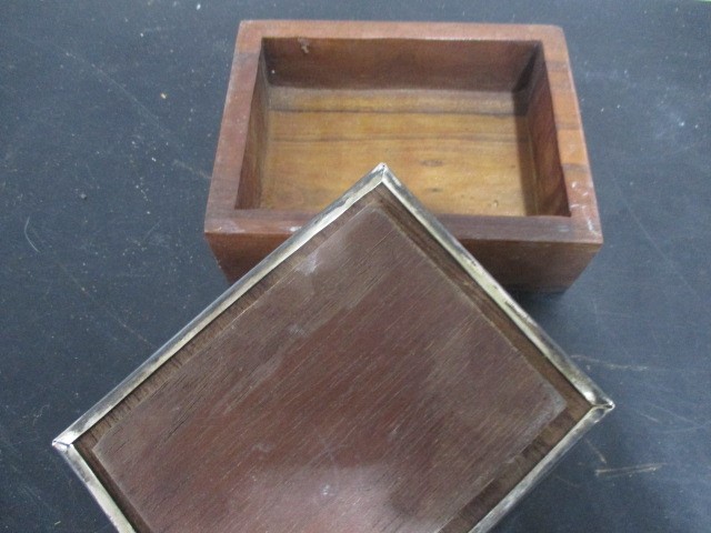 A Peruvian box with 925 silver mounted lid decorated with fabric - Image 4 of 5