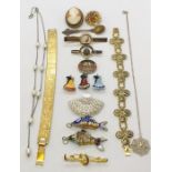 A quantity of costume jewellery including silver