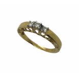 An 18ct gold diamond 3 stone ring, size O