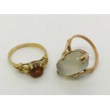 Two 9ct gold dress ring, one unmarked.