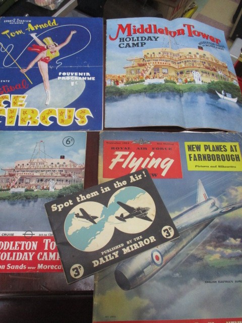 A collection of vintage theatre programmes, holiday brochures, including The Crazy Gang, Folies - Image 7 of 15