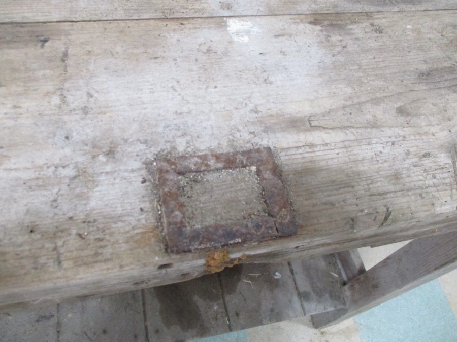 A vintage wooden greenhouse style table - Image 5 of 6