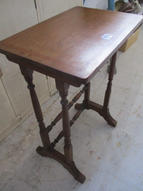 An Edwardian inland occasional table - Image 2 of 3