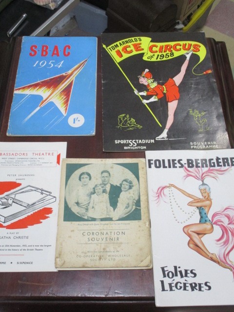 A collection of vintage theatre programmes, holiday brochures, including The Crazy Gang, Folies - Image 6 of 15