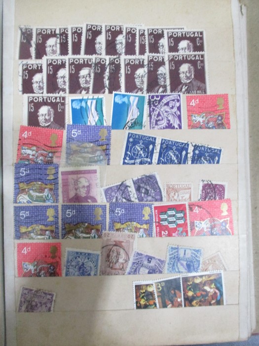 Two albums of stamps from countries including Denmark, Dominican Republic, Ecuador, Estonia, - Image 36 of 48