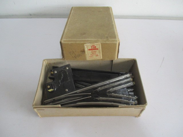 A collection of vintage boxed Trix Twin Railway, including a Goods Train Set (No 2/324). "Many-Ways" - Image 20 of 25