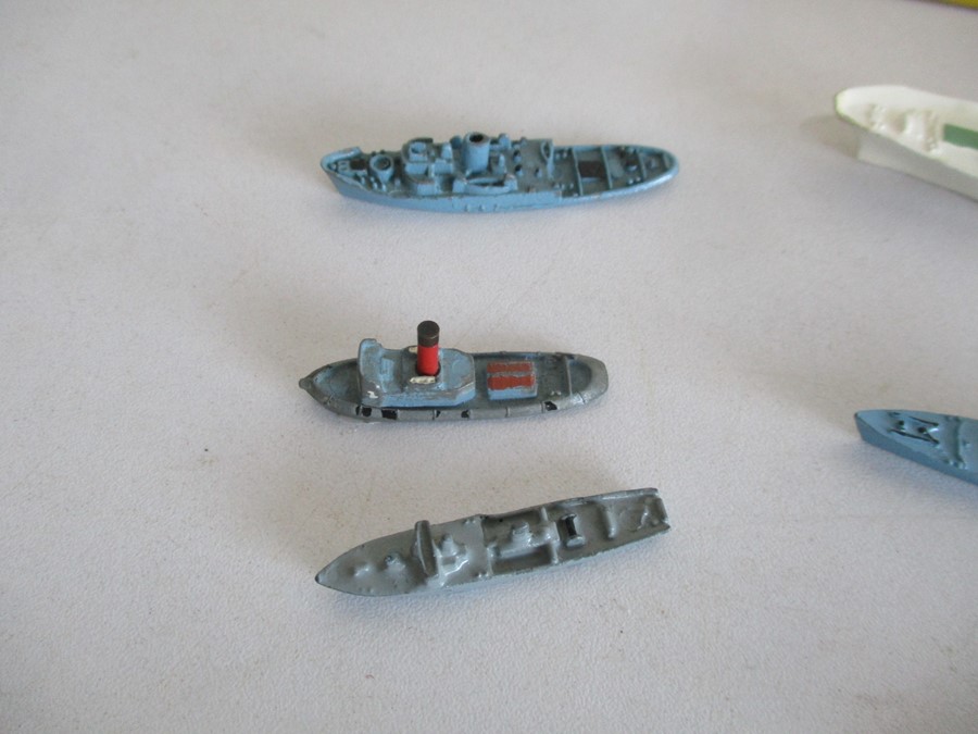 A collection of various Tri -Ang Minic Ships (some boxed) and accessories, including RMS - Image 6 of 11