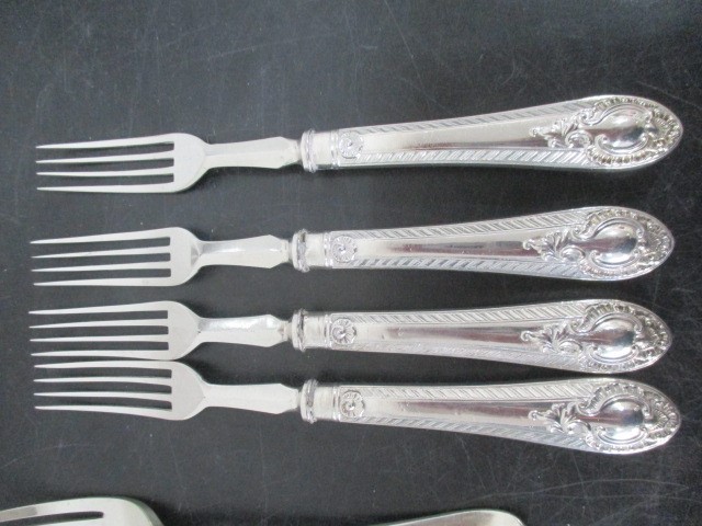 A collection of silver plated cutlery - Image 4 of 8