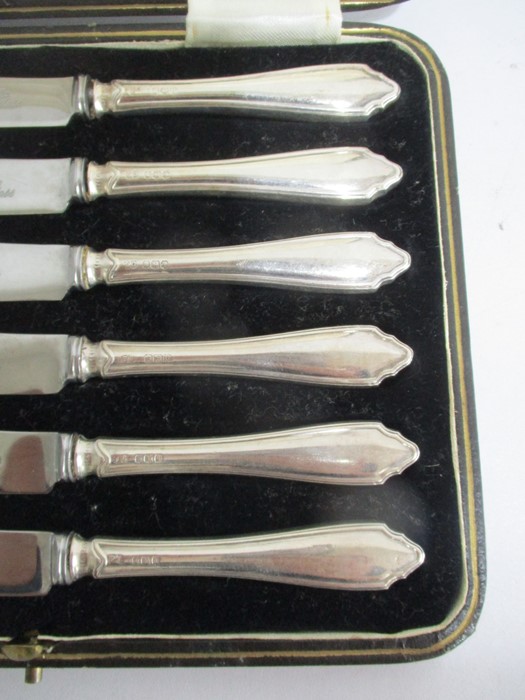 A cased set of knives with hallmarked silver handles, along with a hallmarked silver pot with - Image 4 of 9