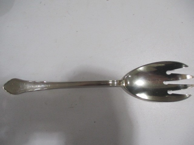 A collection of continental silver plated cutlery (marked 90) along with a pair of silver sugar nips - Image 6 of 8