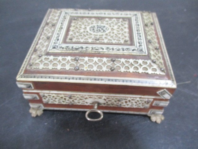 A collection of various items including Christian Dior pot, Islamic box containing Naval buttons - Image 7 of 16