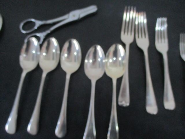 A collection of silver plated cutlery - Image 6 of 8