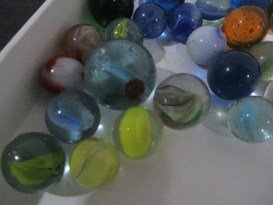 A small quantity of vintage marbles along with a wooden Cointreau bottle containing two miniature - Image 2 of 6