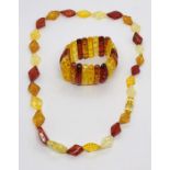An Amber fleck necklace and bracelet set