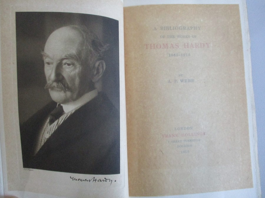 Hardback " A Bibliography of the Works of Thomas Hardy 1865 -1915" by A.P. Webb. Bound in dark - Image 4 of 4