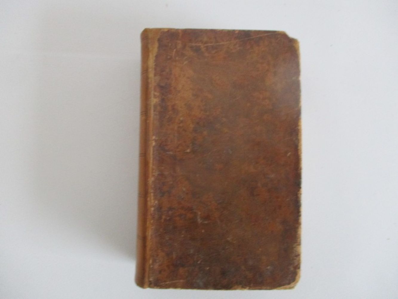 TIMED ONLINE AUCTION OF ANTIQUE AND VINTAGE BOOKS