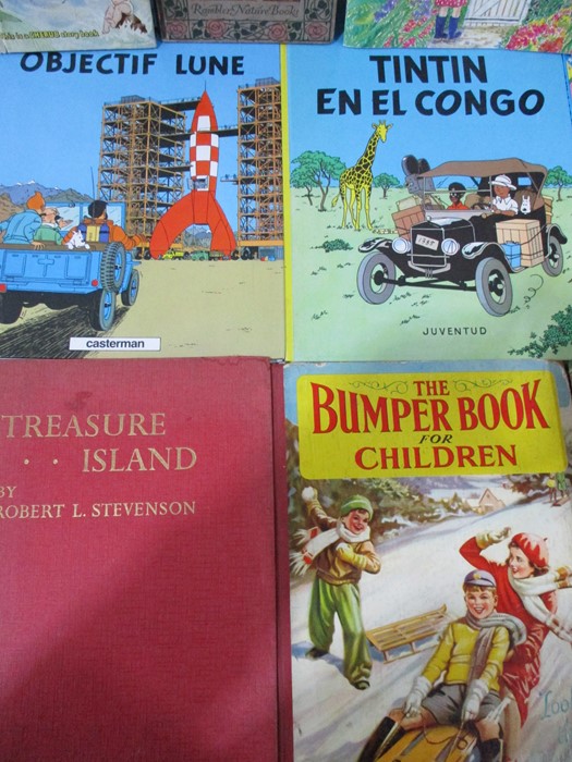 A box of miscellaneous children's books and booklets, comprising of twenty eight hardback books - Image 2 of 22