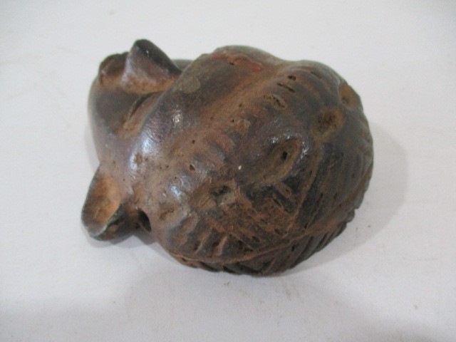 A small African clay mask - height 13cm - Image 5 of 6