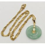An apple jade pendant on 10ct gold necklace, chain weight 1.7g