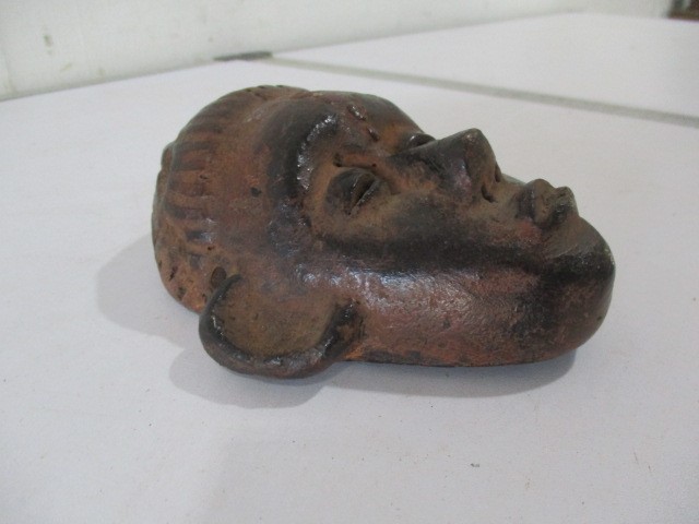 A small African clay mask - height 13cm - Image 4 of 6