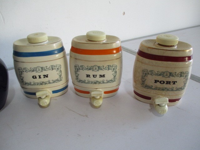 A collection of Wade ceramic sprit barrels, along with a Grant's Scotch Whisky water jug - Image 2 of 5