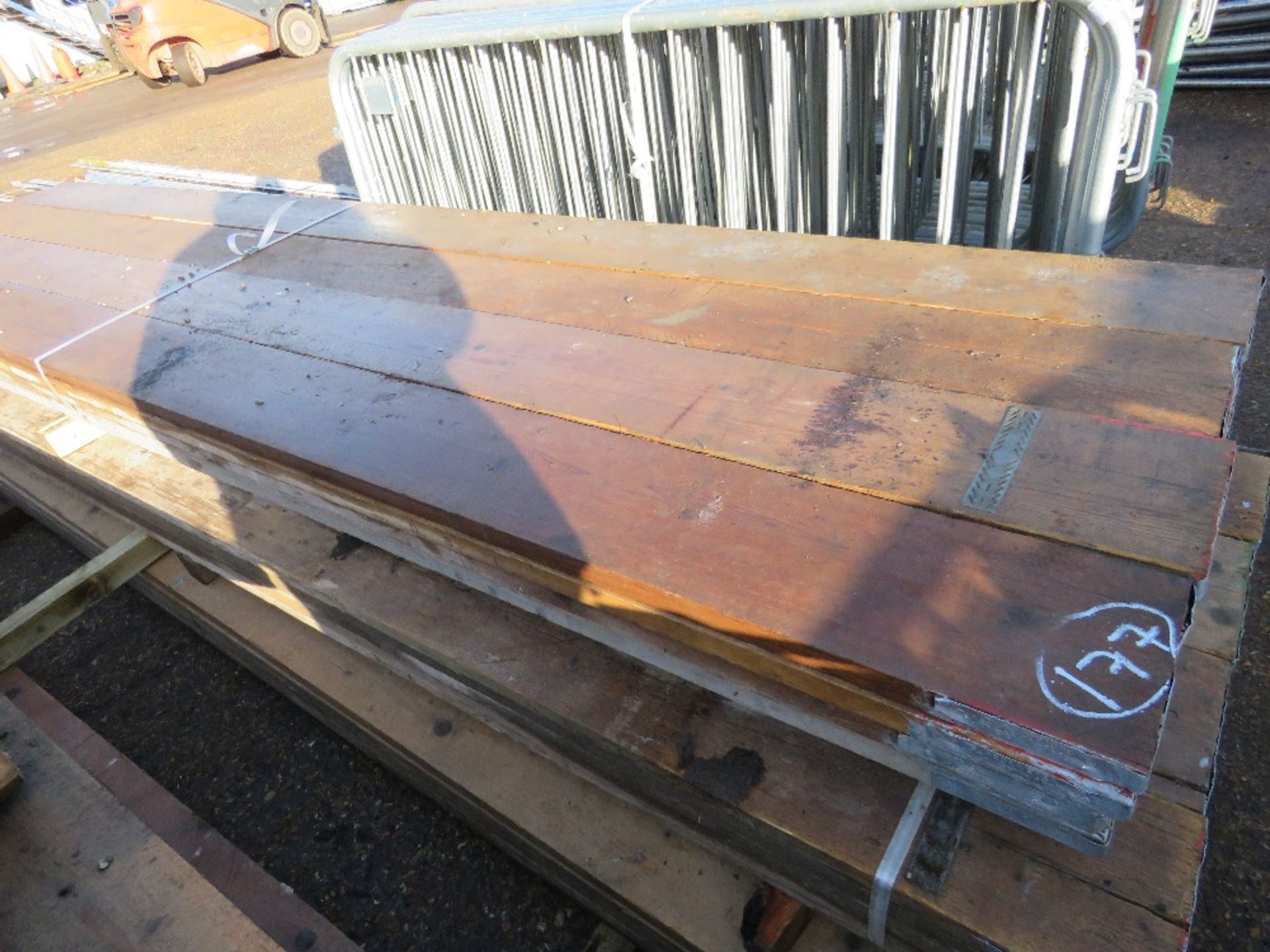 60 X GRADED PRE USED SCAFFOLD BOARDS, 13FT LENGTH APPROX This items is being item sold under AMS… - Image 2 of 3