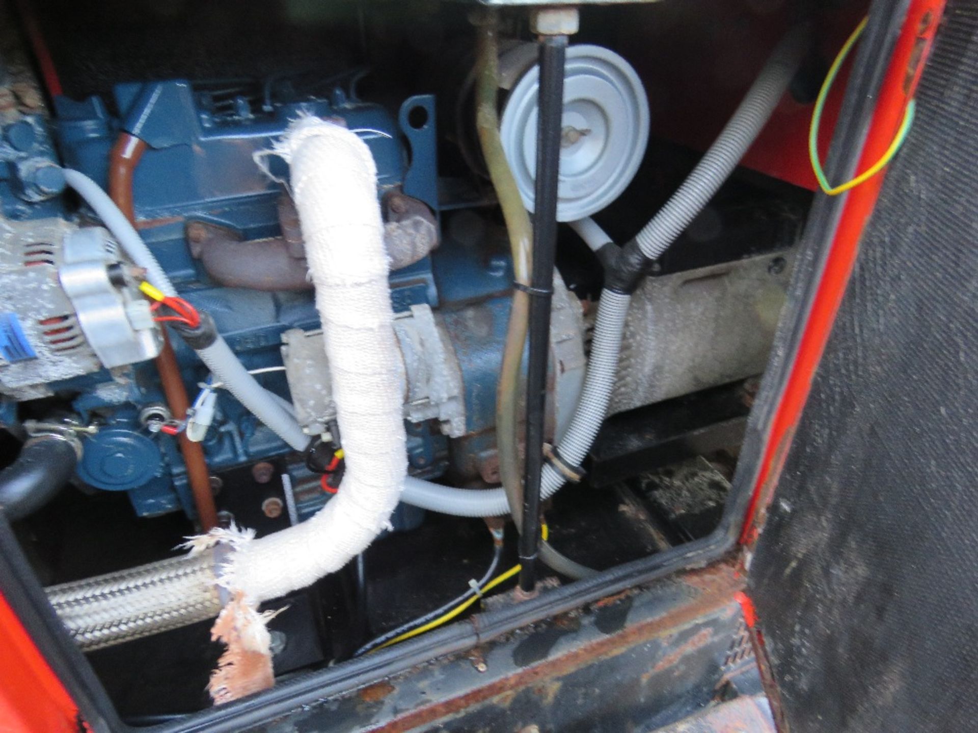 Kubota engined 15Kva towed generator set YEAR 2006 SN:2617170 WHEN TESTED WAS SEEN TO RUN - Image 3 of 6