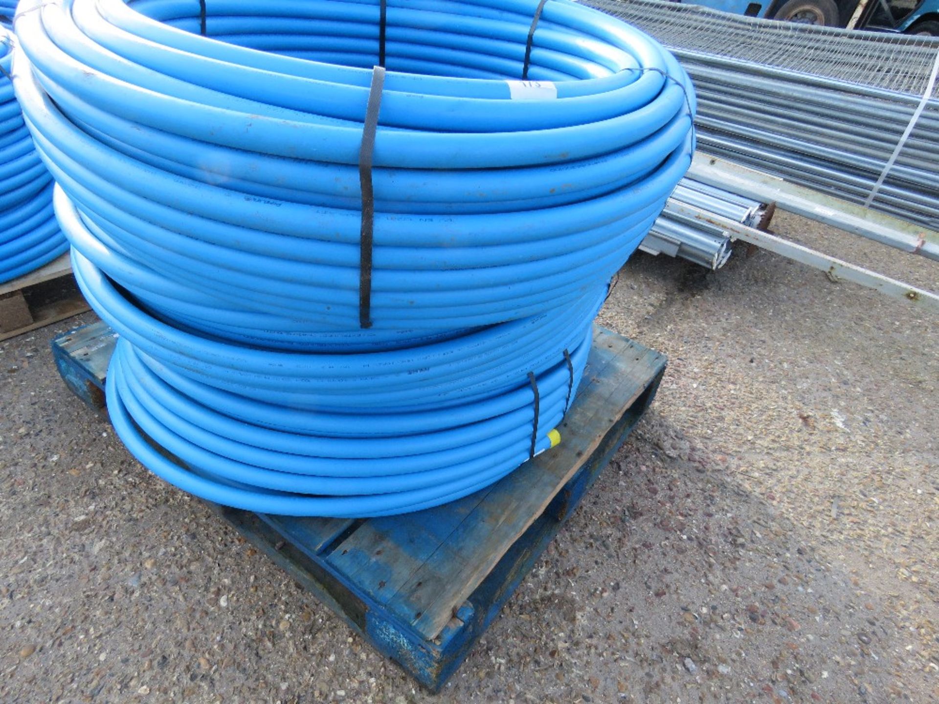 3 X 100METRE LENGTH ROLLS OF BLUE 32MM WATER PIPE