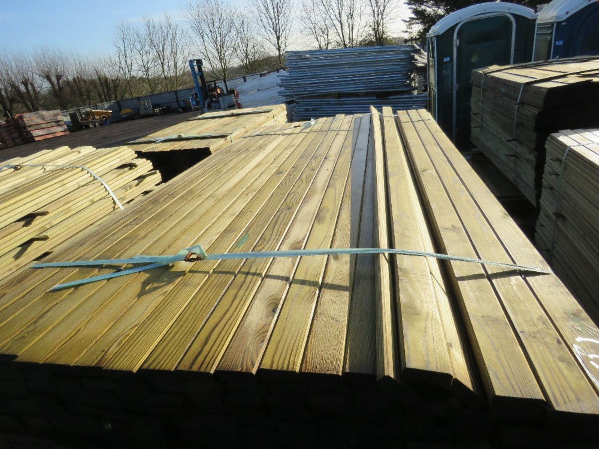 2 X PACKS OF FENCING/TRELLIS SLATS 1.83M X 4.8CM WIDTH APPROX - Image 2 of 3