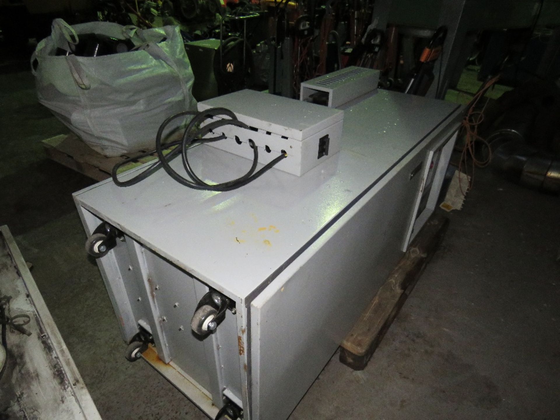 JIANGSU SANXING ACCURATE DIE SINKING ELECTRI DISCHARGE MACHINE, WORKING WHEN REMOVED MID DECEMBER - Image 9 of 10