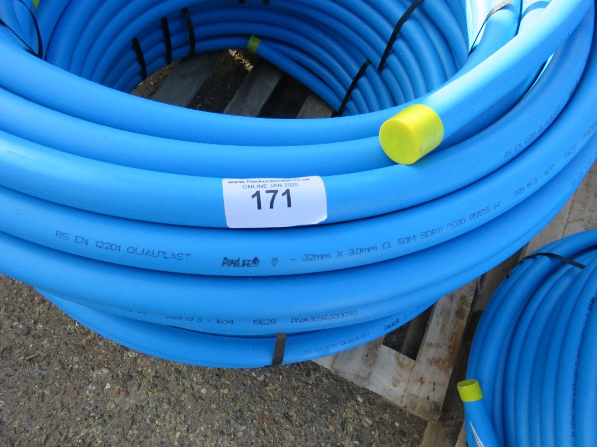 6 X 50METRE LENGTH ROLLS OF BLUE 32MM WATER PIPE - Image 4 of 4