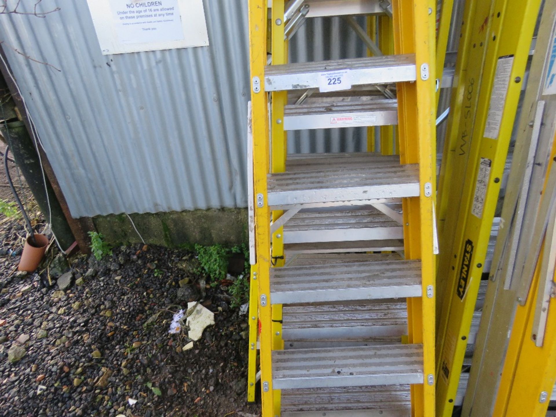 5 X ASSORTED GRP STEP LADDERS - Image 3 of 3