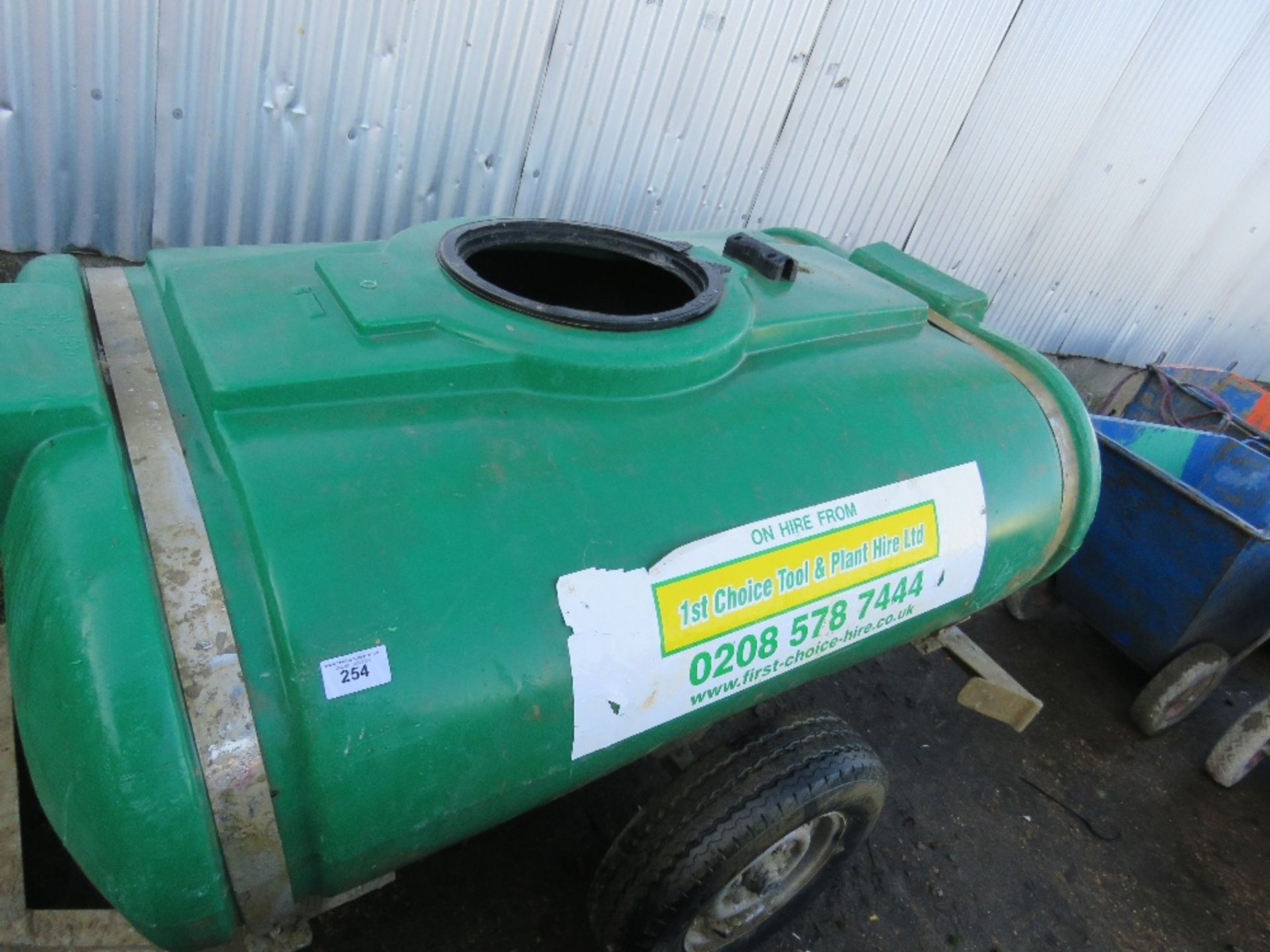 TOWED TRAILER ENGINEERING WATER BOWSER