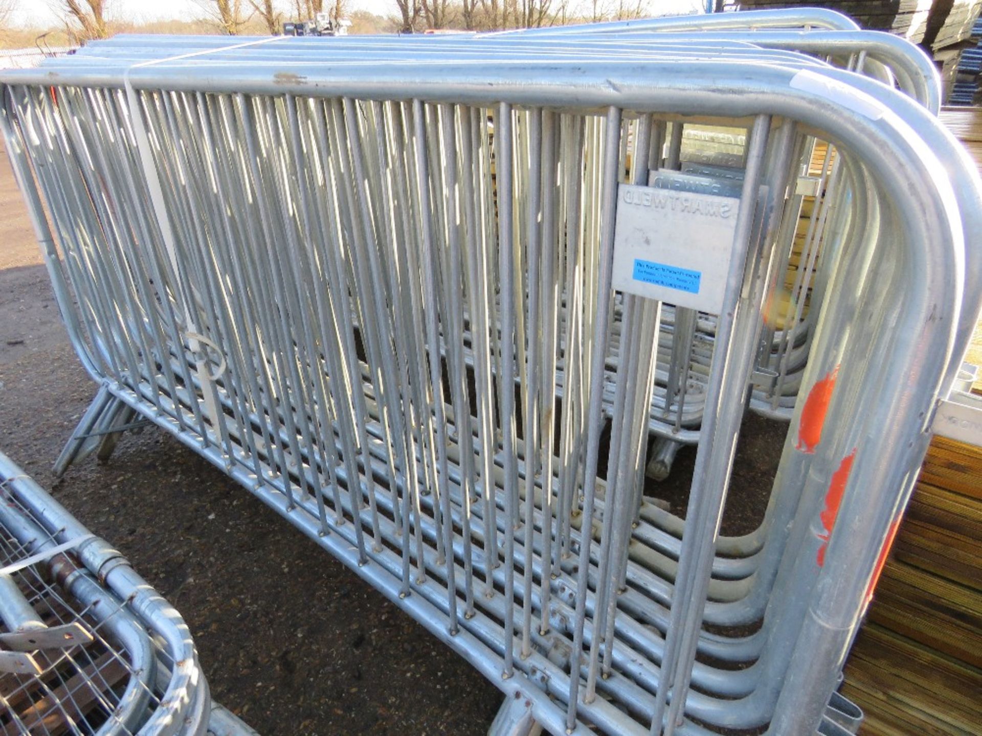 24 X STEEL PEDESTRIAN CROWD BARRIERS This items is being item sold under AMS…no vat will be on - Image 2 of 5