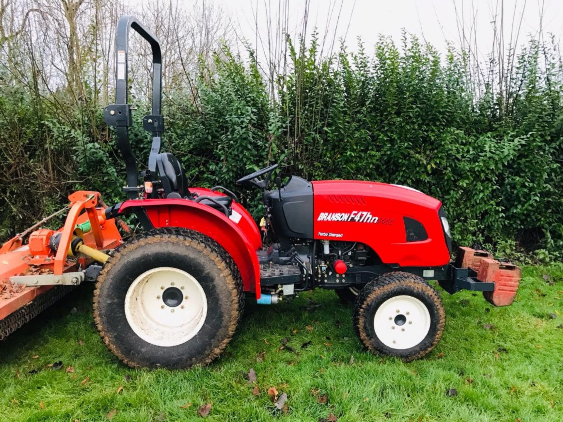 BRANSON F47HN COMPACT TRACTOR ON TURF TYRES, HYDROSTATIC DRIVE, 47HP, ROAD REGISTERED 67 REG WITH