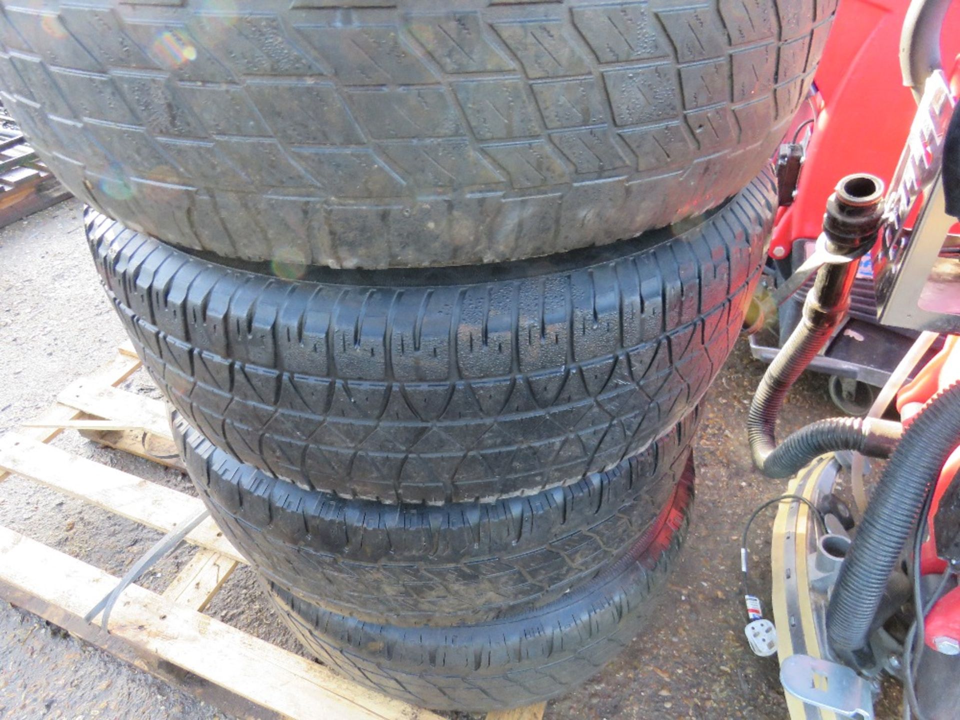 4 X LANDROVER DISCOVERY WHEELS & TYRES - Image 3 of 3