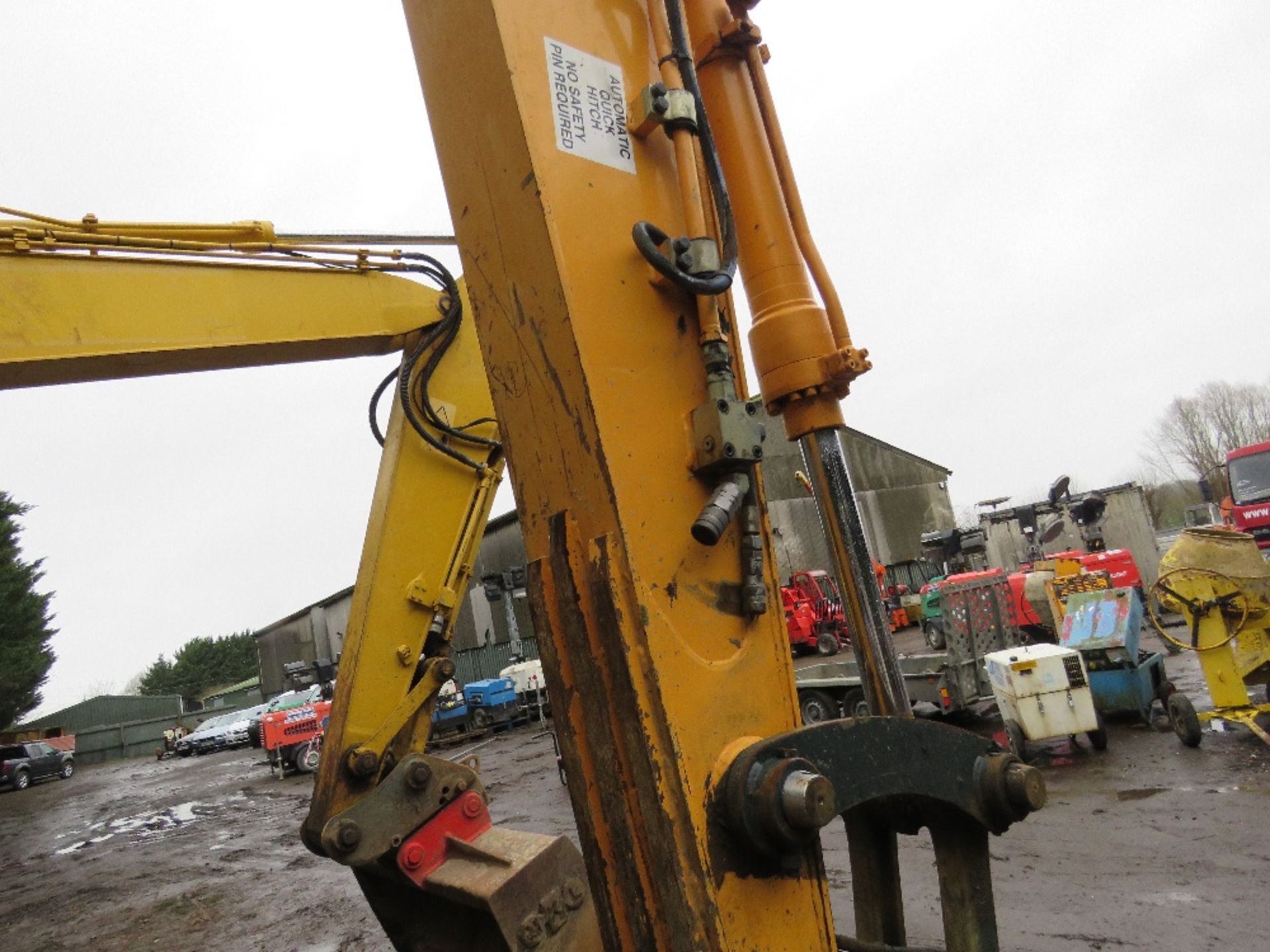 HYUNDAI 145 LCR-9 REDUCED TAIL SWING EXCAVATOR, YEAR 2012, 8688 REC HRS, 2NO BUCKETS, - Image 7 of 15