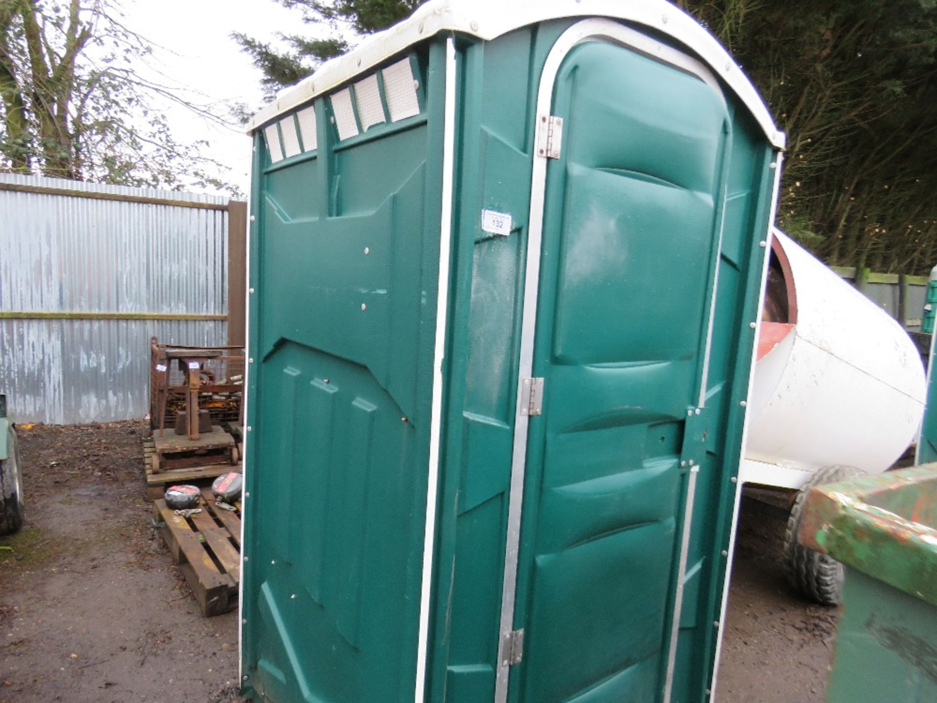 Portable site toilet